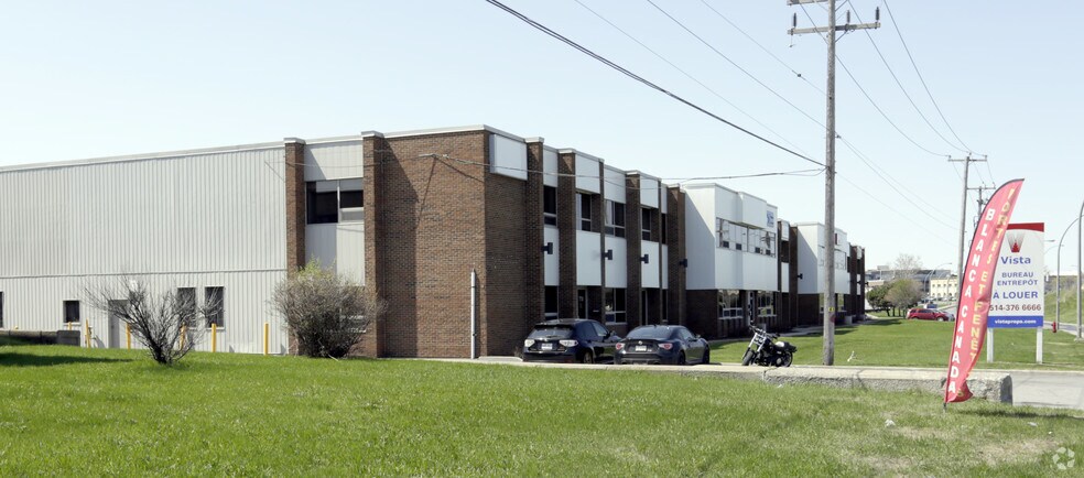 More Photos Of 7700-7810 Rte Transcanadienne, Montréal Warehouse For Lease