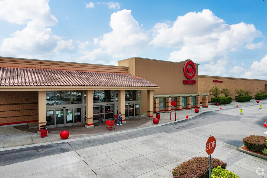 More Photos Of 4011-4159 US Highway 98 N, Lakeland Unknown For Lease