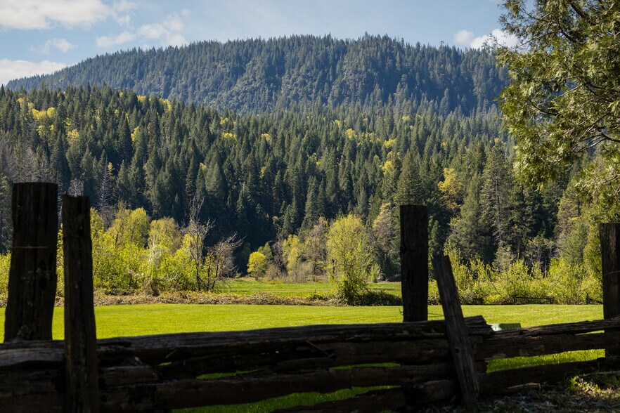 More Photos Of 31419 Hagen Flat rd, Big Bend Land For Sale