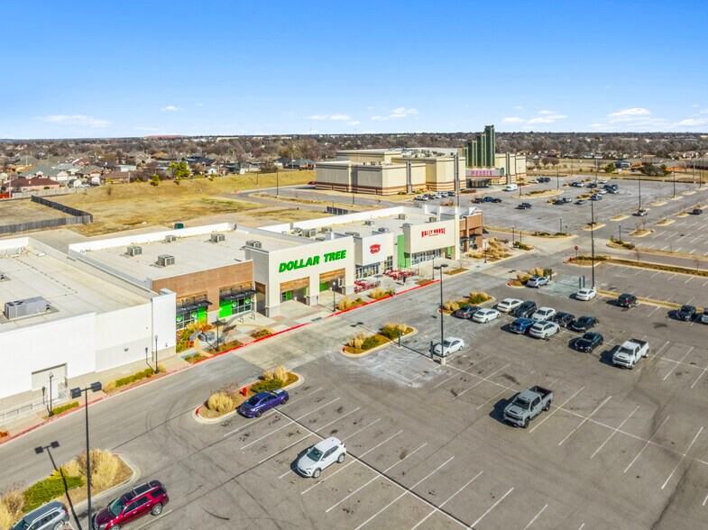 More Photos Of 5825-5855 SE 15th St, Midwest City General Retail For Sale