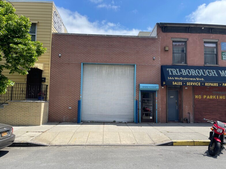 More Photos Of 368 Mcguinness Blvd, Brooklyn Warehouse For Lease