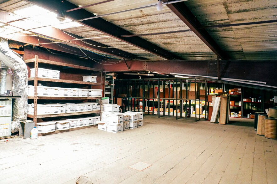 More Photos Of 6550 Leopard St, Corpus Christi Warehouse For Sale