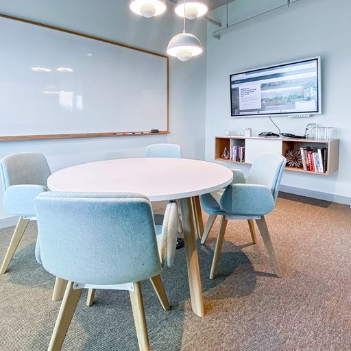 More Photos Of 525 8th Ave W, Vancouver Coworking Space