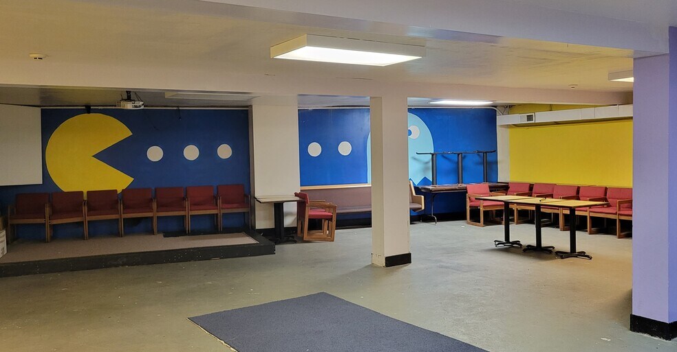 More Photos Of 1300 Good Hope Rd SE, Washington Office For Sale