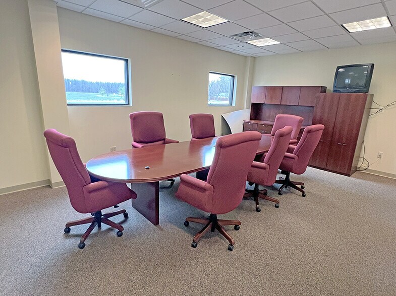 More Photos Of 105 Dillinger Rd, Carbondale Industrial For Sale