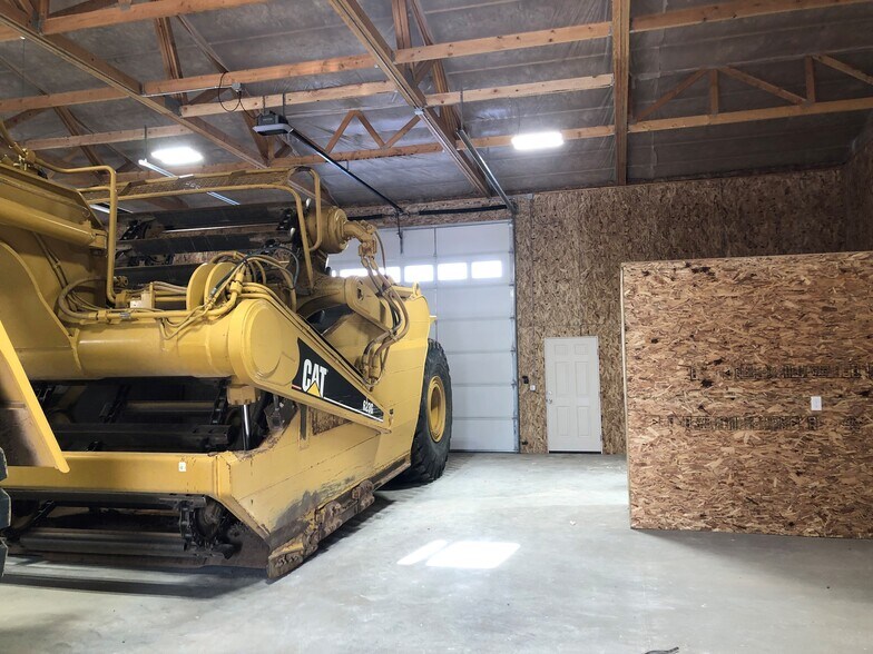 More Photos Of 493 Sage Industrial rd, Evanston Warehouse For Sale