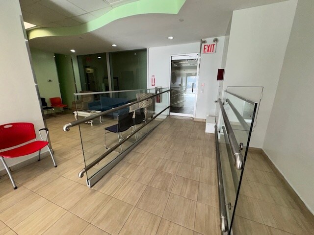 More Photos Of 621-625 E Fordham Rd, Bronx Office For Sale