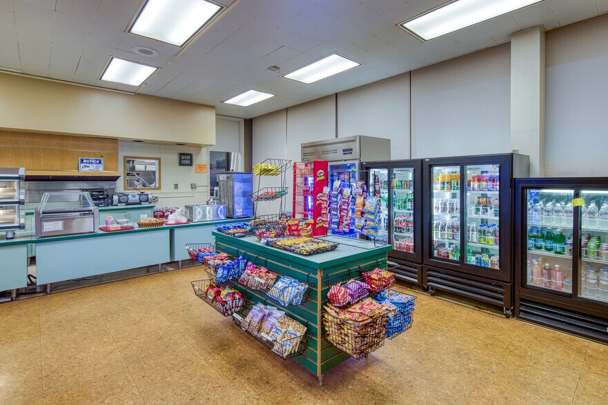 More Photos Of 720 9th St, Sacramento Office For Sale