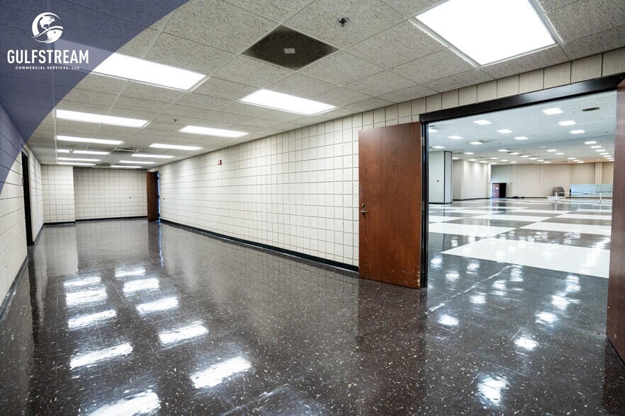 More Photos Of 5555 Wellness dr, Philpot Lodge Meeting Hall For Sale