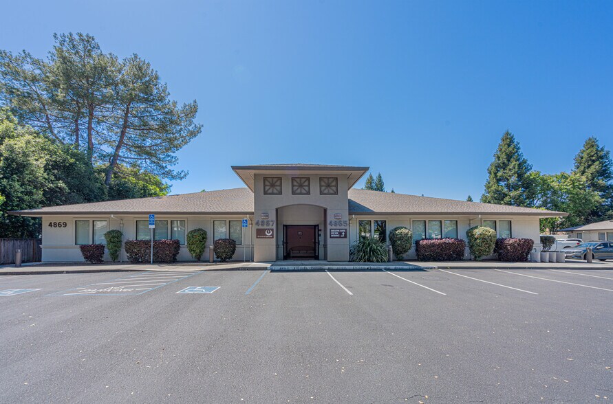 Primary Photo Of 4867 Old Redwood Hwy, Santa Rosa Healthcare For Sale