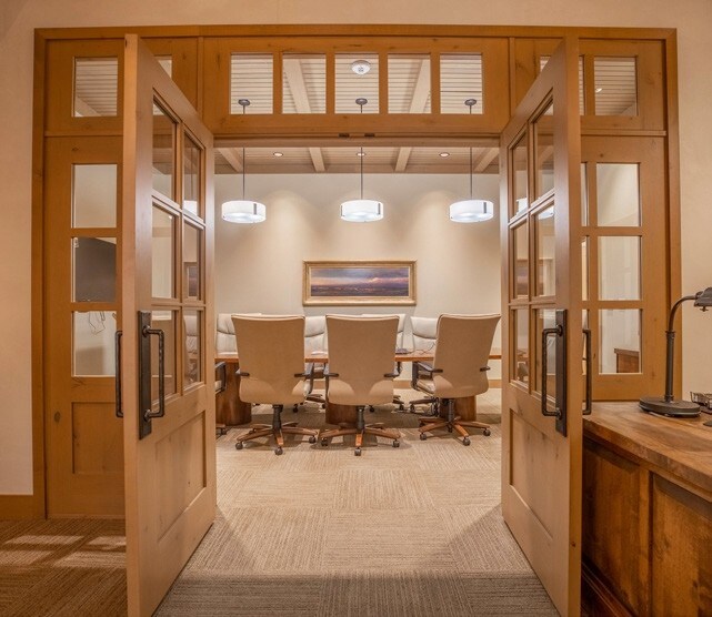 More Photos Of 2011 Mountain Rd NW, Albuquerque General Retail For Sale