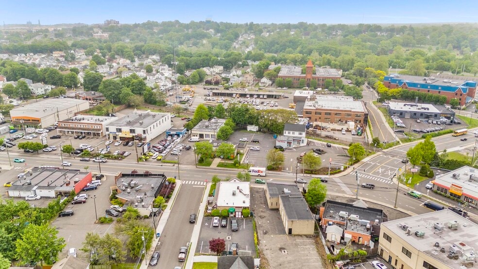 More Photos Of 186 Main St, Norwalk Restaurant For Sale