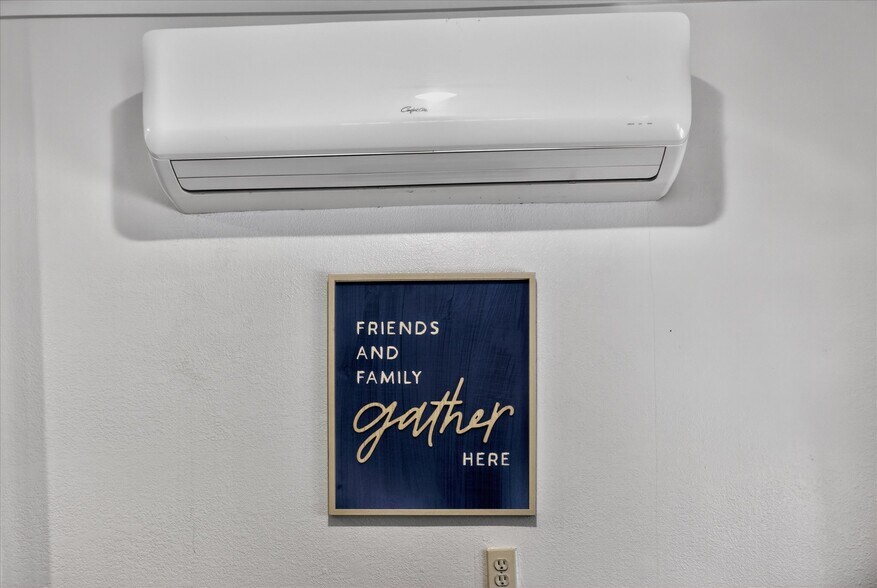 More Photos Of 5937 W Higgins Lake Dr, Roscommon Restaurant For Sale