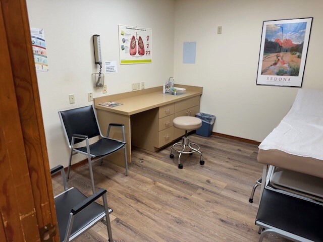 More Photos Of 1133 SE 18th Pl, Ocala Medical For Sale