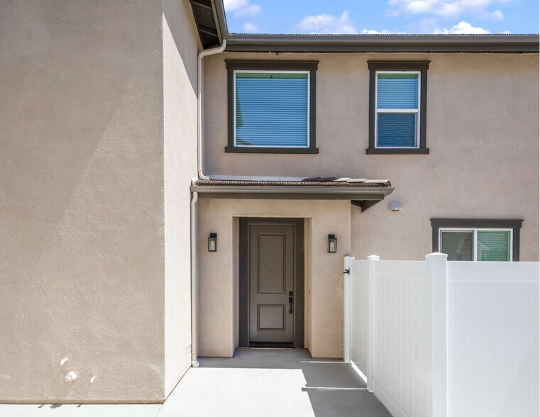 More Photos Of 5824 Persepolis Ct, Riverside Multifamily For Sale
