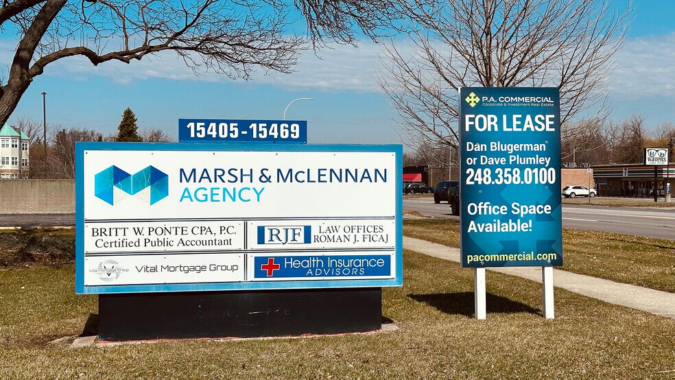 More Photos Of 15405-15469 Middlebelt Rd, Livonia Office For Lease