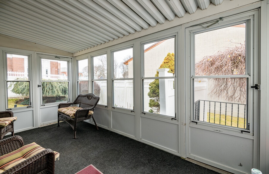 More Photos Of 11 Linden St, Reading Funeral Home For Sale