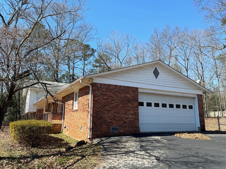 More Photos Of 3707 Jodeco Rd, McDonough Religious Facility For Sale