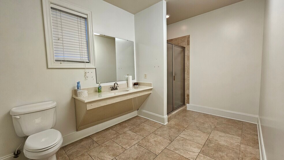 More Photos Of 200 Bratton Dr, Garner Medical For Lease