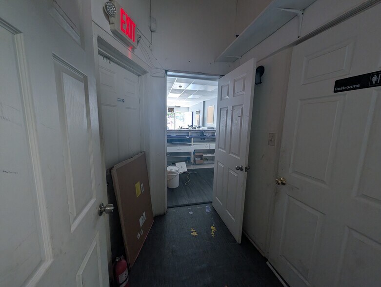 More Photos Of 1070 Main Ave, Clifton Storefront Retail Residential For Lease