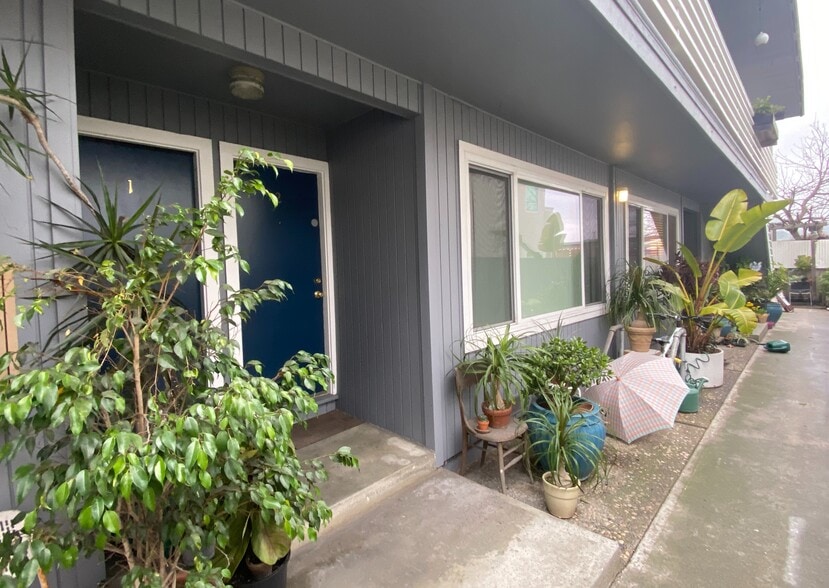 More Photos Of 140 Bay St, Santa Cruz Apartments For Sale