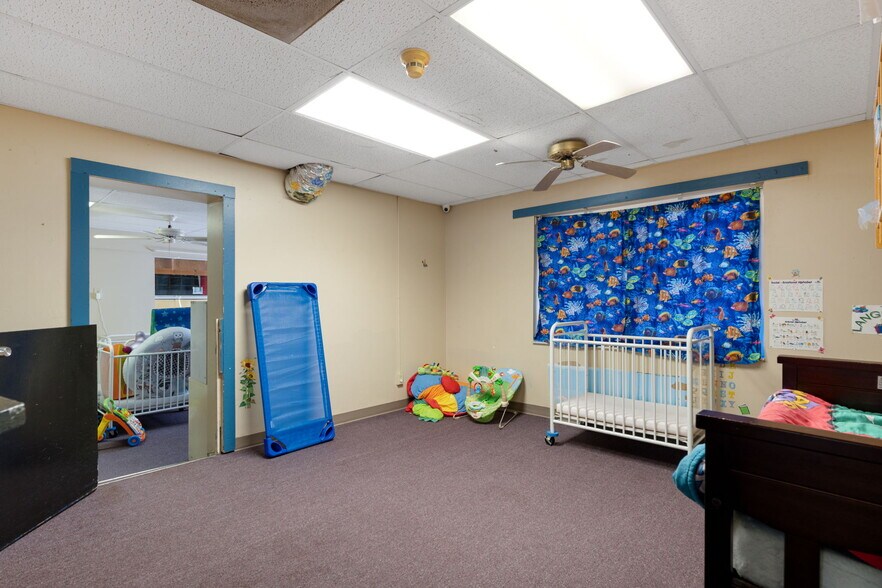 More Photos Of 639 NE 1st St, Crystal River Daycare Center For Sale