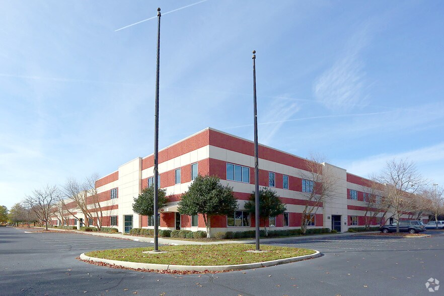 More Photos Of 7421 Central Business Park Dr, Norfolk Light Manufacturing For Lease