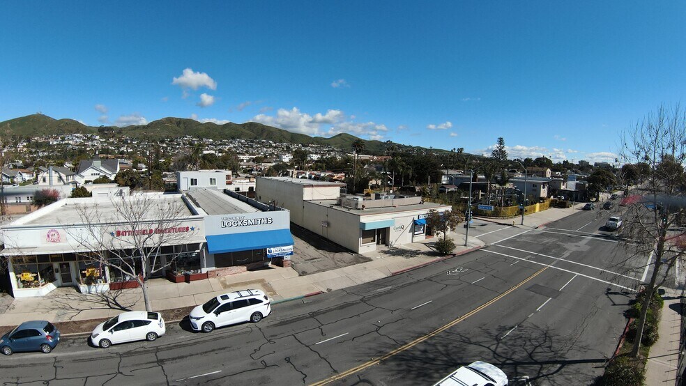 More Photos Of 2037 E Thompson Blvd, Ventura Storefront Retail Office For Lease