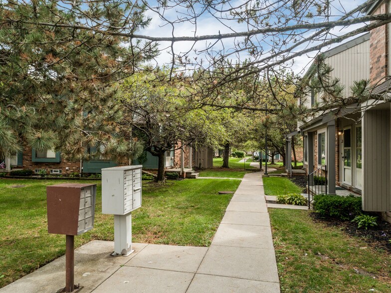 More Photos Of 2154 Hyde Park Rd, Detroit Apartments For Sale