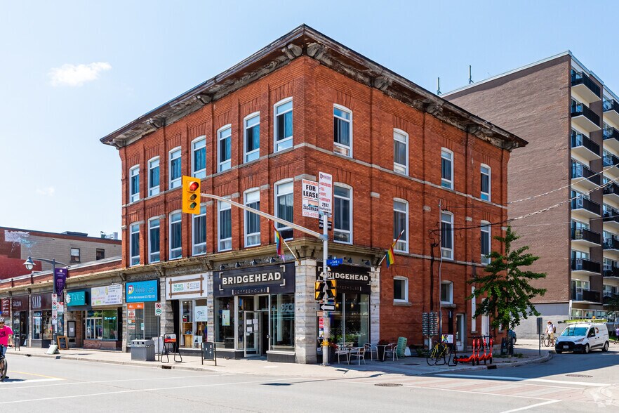 Primary Photo Of 366-370 Bank St, Ottawa Storefront Retail Residential For Lease