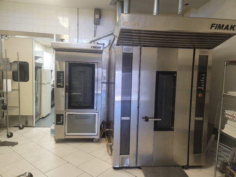 721 Anderson Ave, Cliffside Park, NJ 07010 Retail For Lease