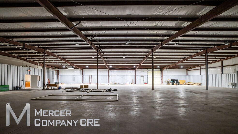 More Photos Of 6600 S I 35 Service Rd, Oklahoma City Flex For Lease