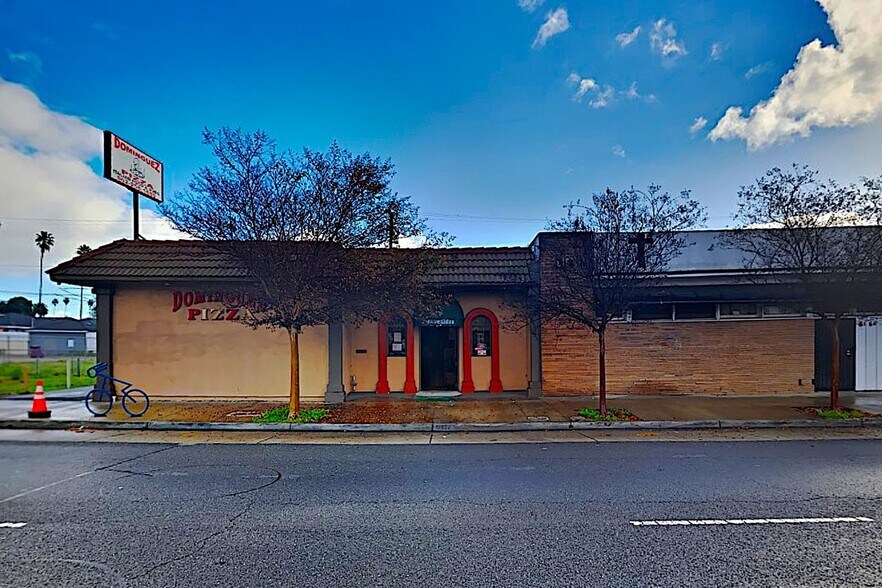 More Photos Of 6176 Atlantic Blvd, Long Beach Restaurant For Sale