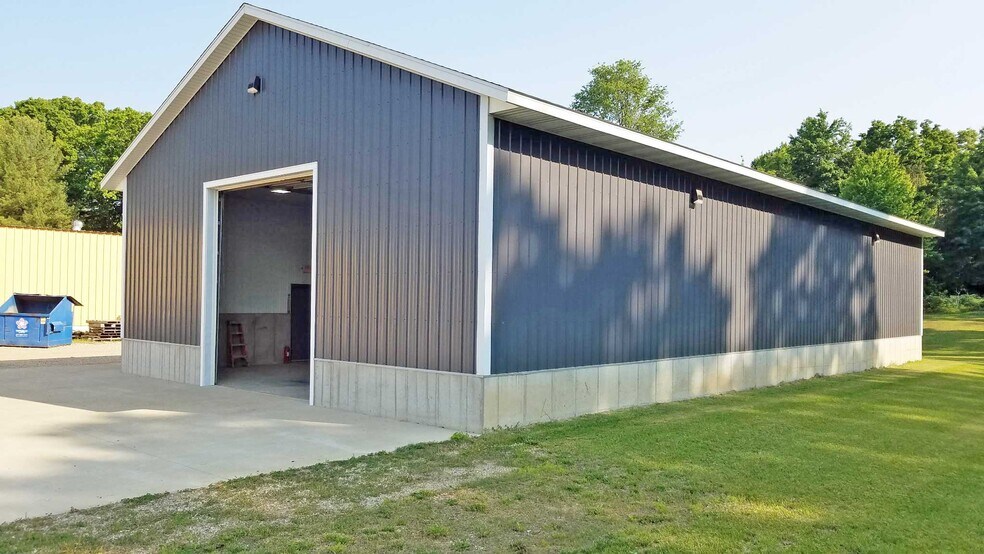 More Photos Of 1235 Lincoln Rd, Allegan Warehouse For Sale