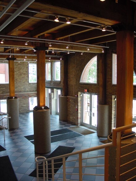 More Photos Of 300 Marconi Blvd, Columbus Loft Creative Space For Lease