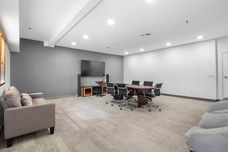 More Photos Of 541 Jefferson Ave, Redwood City Office For Sale