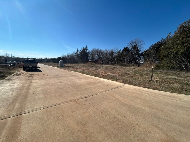 More Photos Of 615 W Moore St, Enid Multifamily For Sale