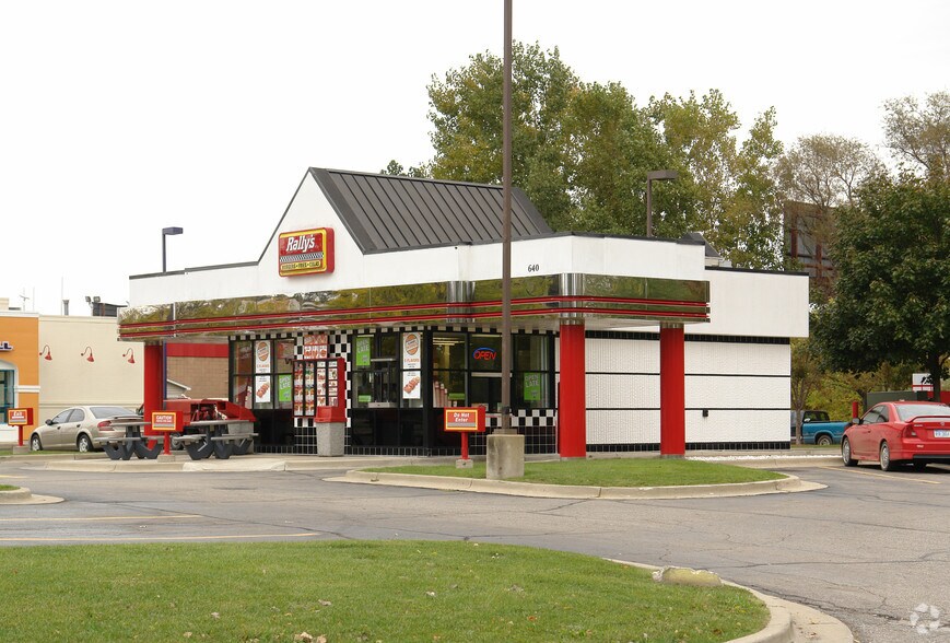 More Photos Of 640 Lansing Rd, Charlotte Fast Food For Lease