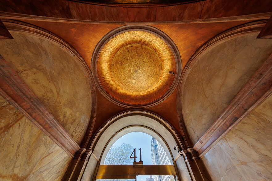 More Photos Of 41 Union Sq W, New York Office For Sale