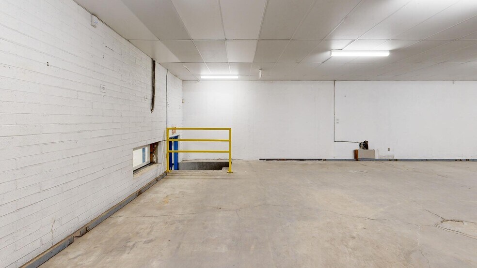 More Photos Of 2423 E University Dr, Phoenix Refrigeration Cold Storage For Sale