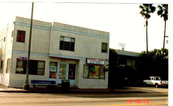 More Photos Of 2912-2922 Pico Blvd, Santa Monica Apartments For Lease