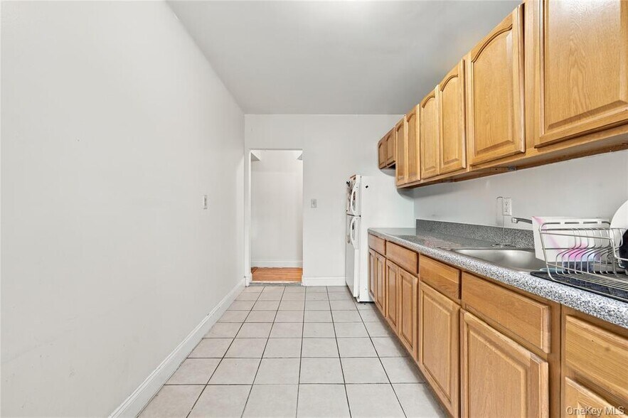 More Photos Of 35-02 Ditmars Blvd, Astoria Apartments For Sale