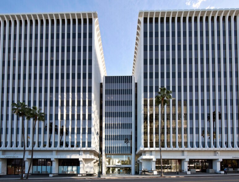 More Photos Of 9100 Wilshire Blvd, Beverly Hills Office For Lease