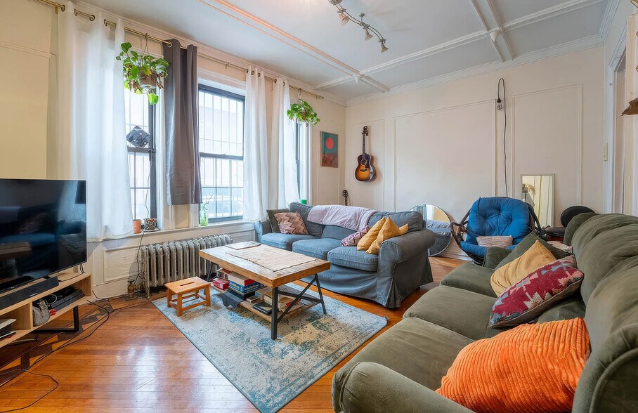 More Photos Of 2015 Bedford Ave, Brooklyn Apartments For Sale