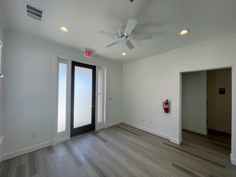 More Photos Of 400 Stonebrook Pky, Frisco Unknown For Lease