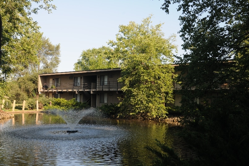 More Photos Of 2939-3009 12th Ave SW, Cedar Rapids Apartments For Sale