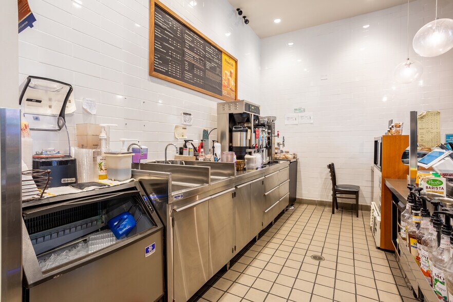 More Photos Of 1106-2195 Glendale Galleria, Glendale Unknown For Lease