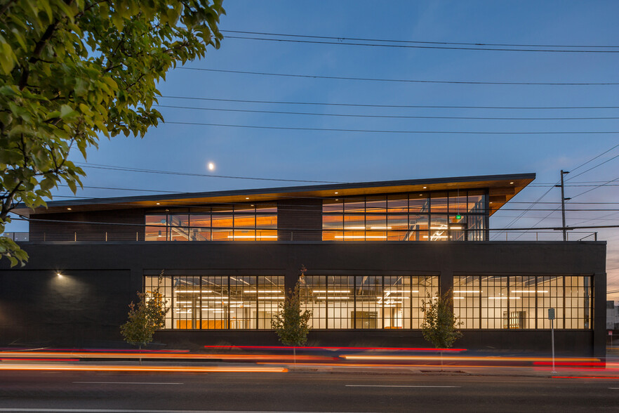 Primary Photo Of 1120 SE Madison St, Portland Coworking Space