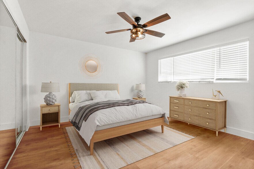 More Photos Of 14110 Yukon Ave, Hawthorne Apartments For Sale