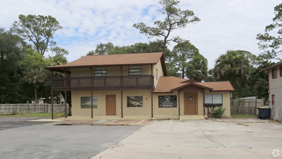 More Photos Of 502 N State St, Bunnell Storefront Retail Residential For Lease
